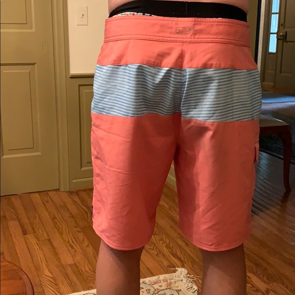 Vineyard vines swimsuit - Picture 2 of 5